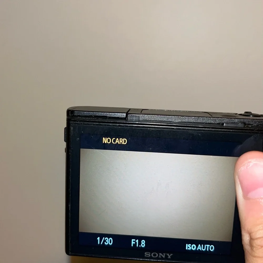 Sony RX100 Mark V - Picture 10 of 10